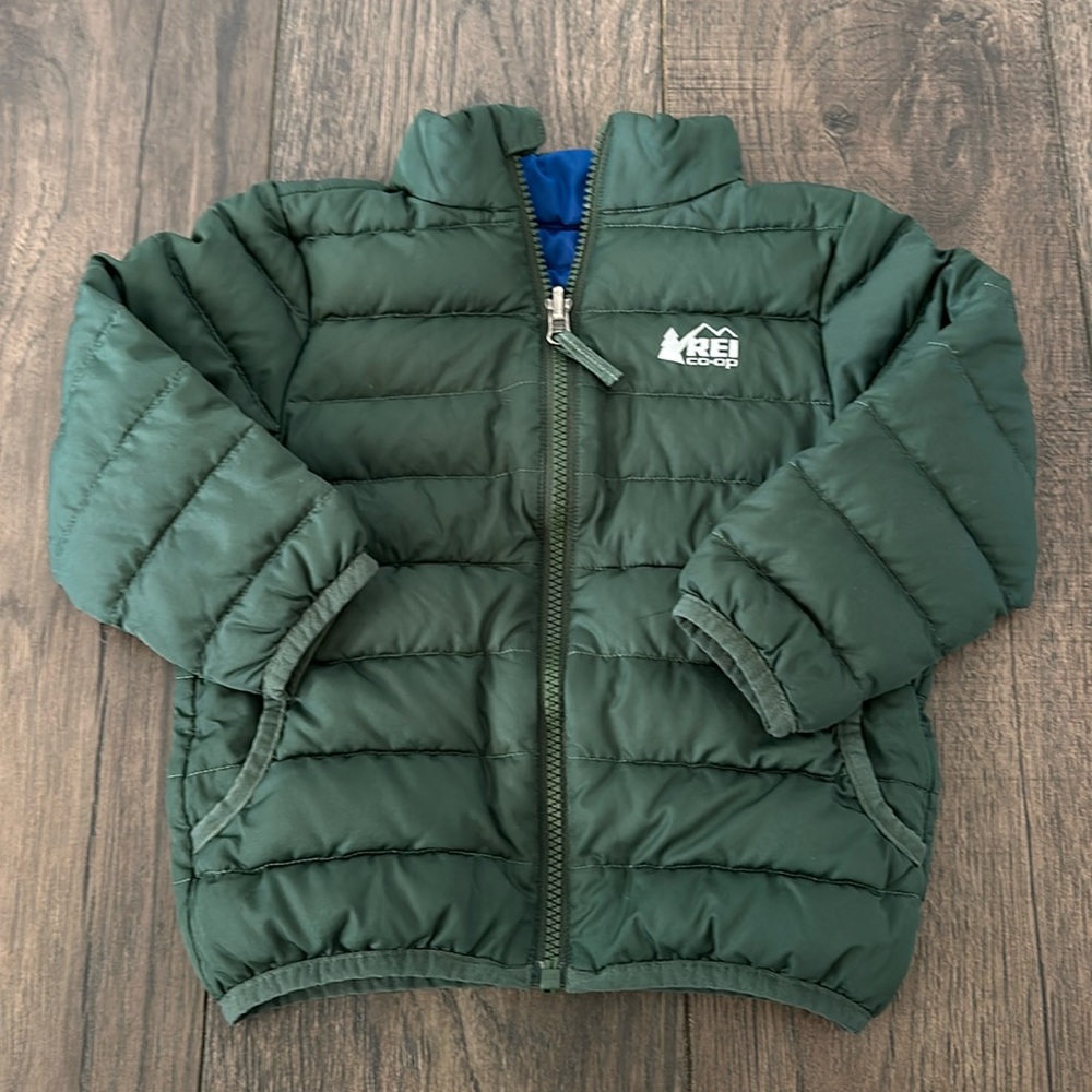 REI Boys reversible, puffer jacket size 2T